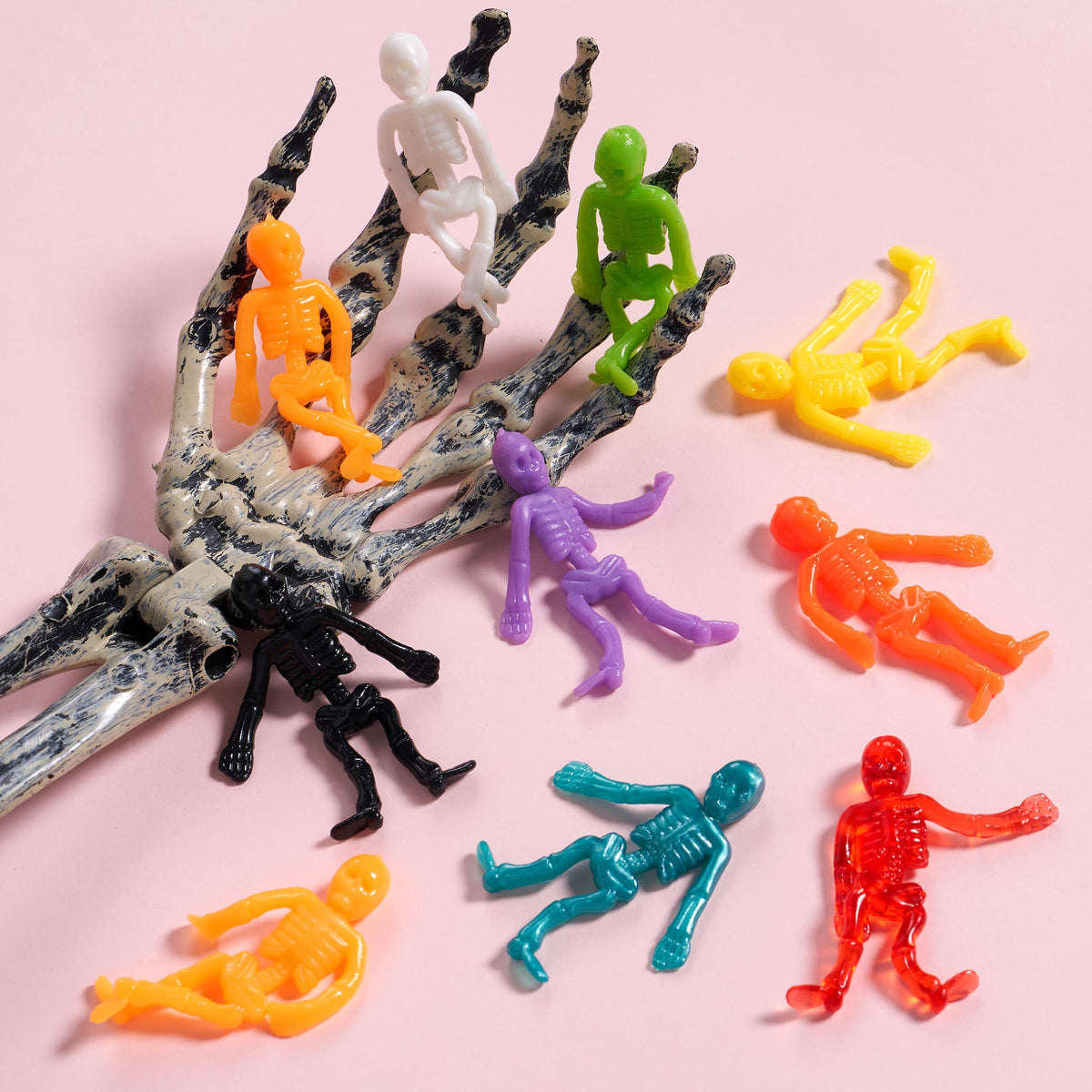 48 PCS Halloween Stretchy Skeletons, Halloween Stress Relief Toys,Stretchy Skull Toys for Halloween Trick or Treat Party Favor, Halloween Goody Bag Fillers