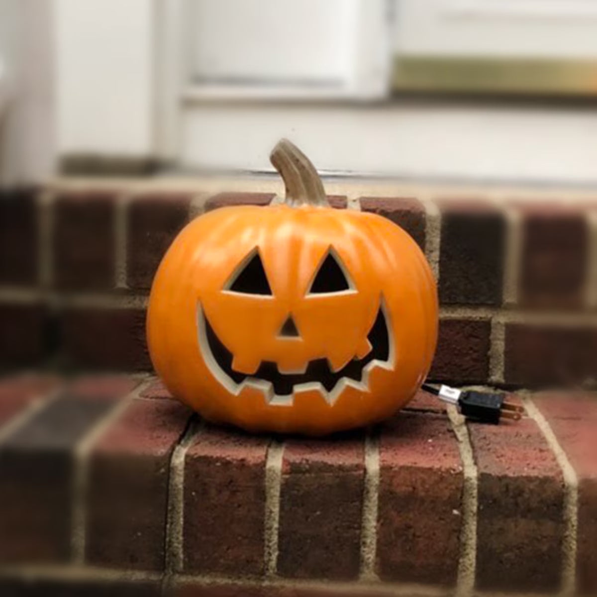 10In+15In Halloween Pumpkin Jack O Lantern Holiday Pre-Lit Pumpkin Lantern Perfect for Halloween Porch, Front Door, Fireplace Decoration