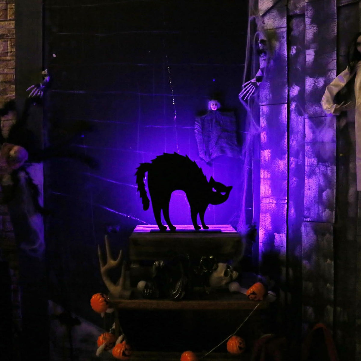 Halloween Decorations, 2PCS Wooden Black Cat Tabletop Decoration Sign with Lights, for Halloween Home Farmhouse Indoor Party Decor.